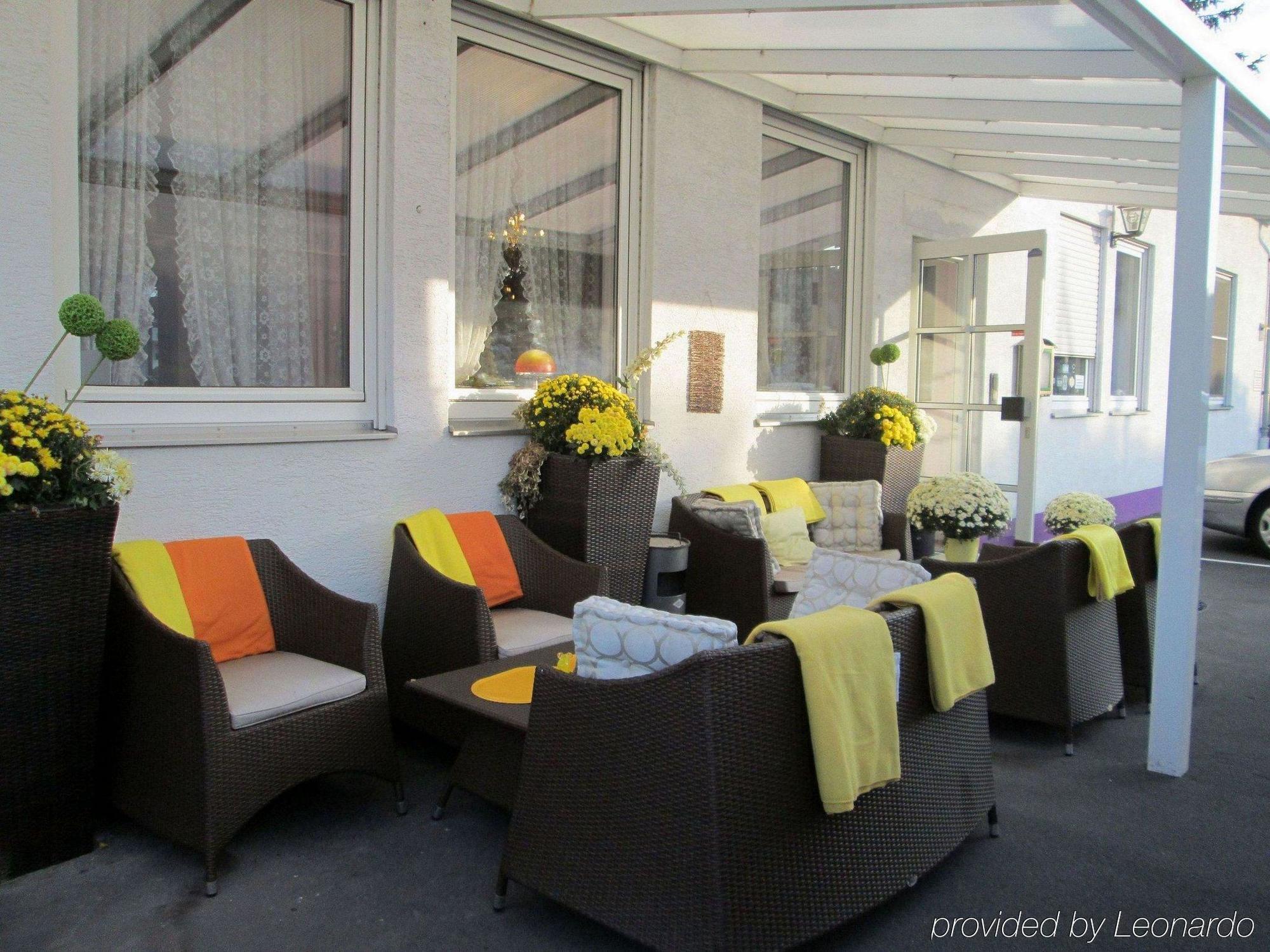 Attache 3* Raunheim