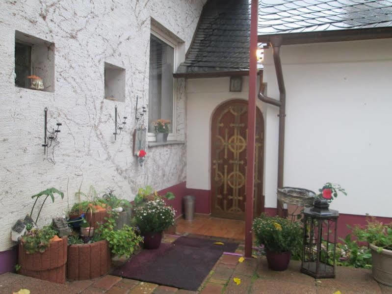 Attaché Hotel 3*