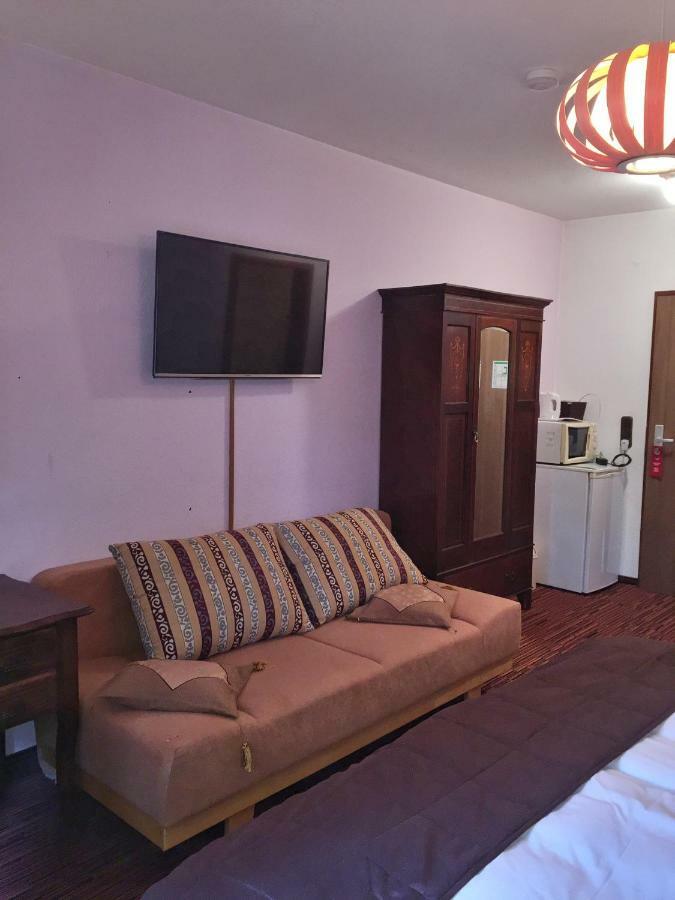Attaché Hotel Raunheim